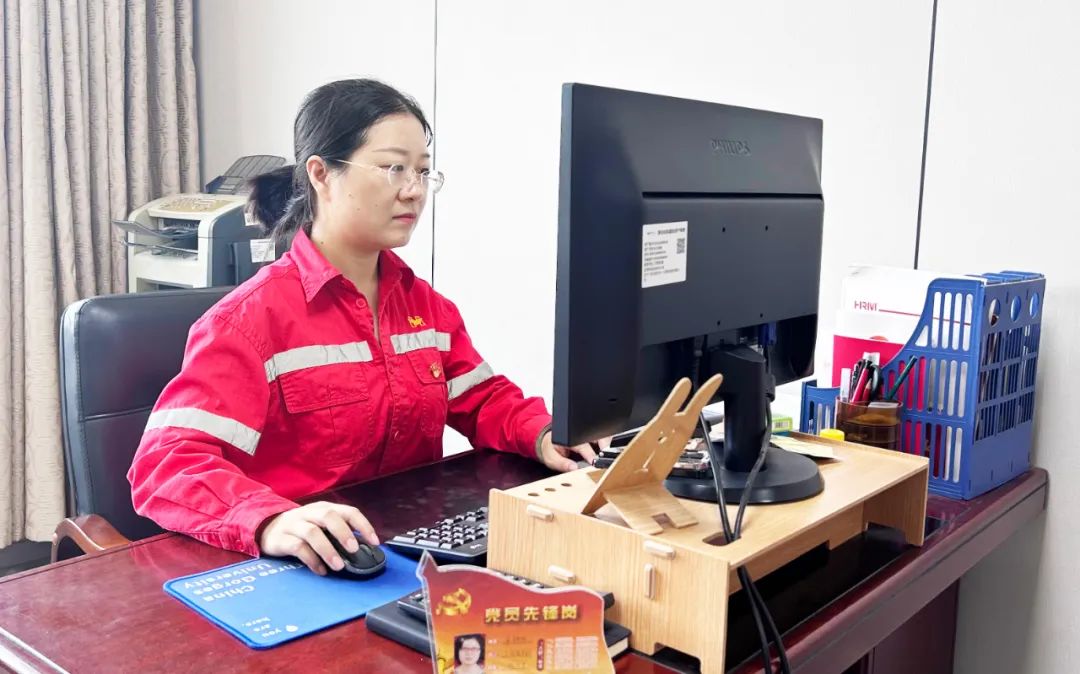【宜化榜樣】化機公司牛艷嬌：恪盡職守勇擔當，廉潔自律揚清風(圖3)