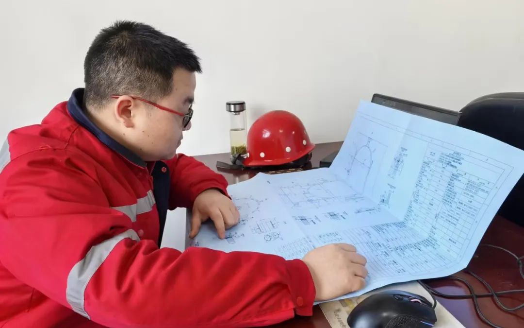 【管理標兵】化機公司黃亞華：扎根一線勤鉆研，履職盡責勇擔當(圖2)